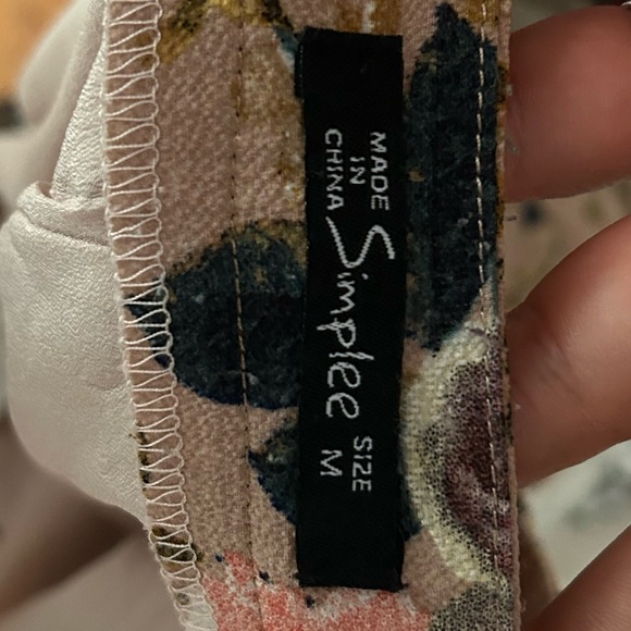 wrap skirt with floral design ! - Picture 4 of 4